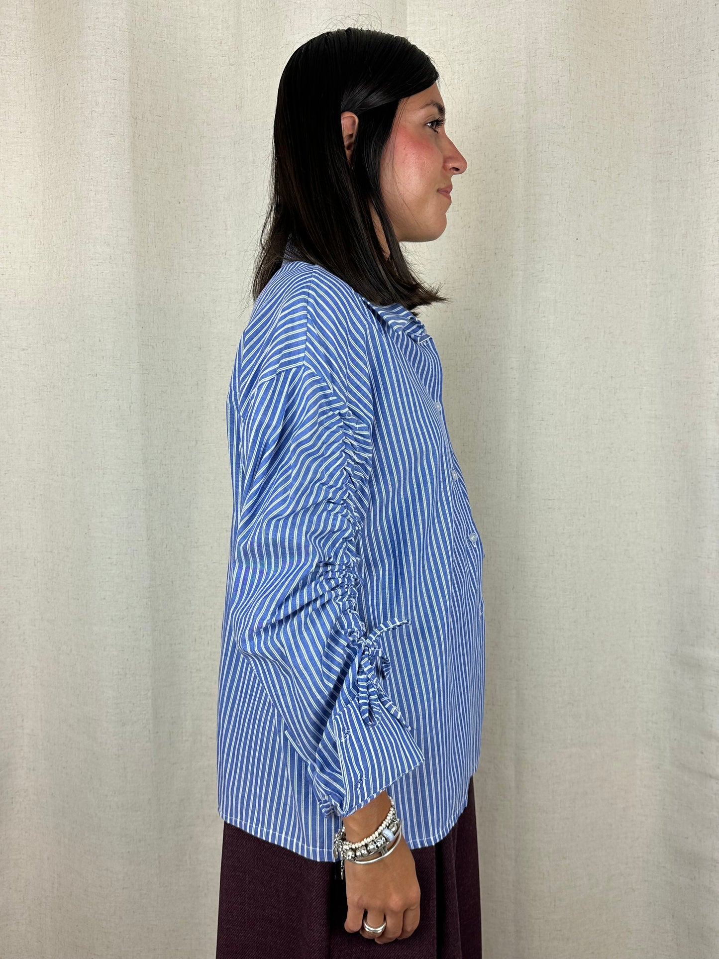 CAMICIA RIGHE MANICA ARRICCIATA