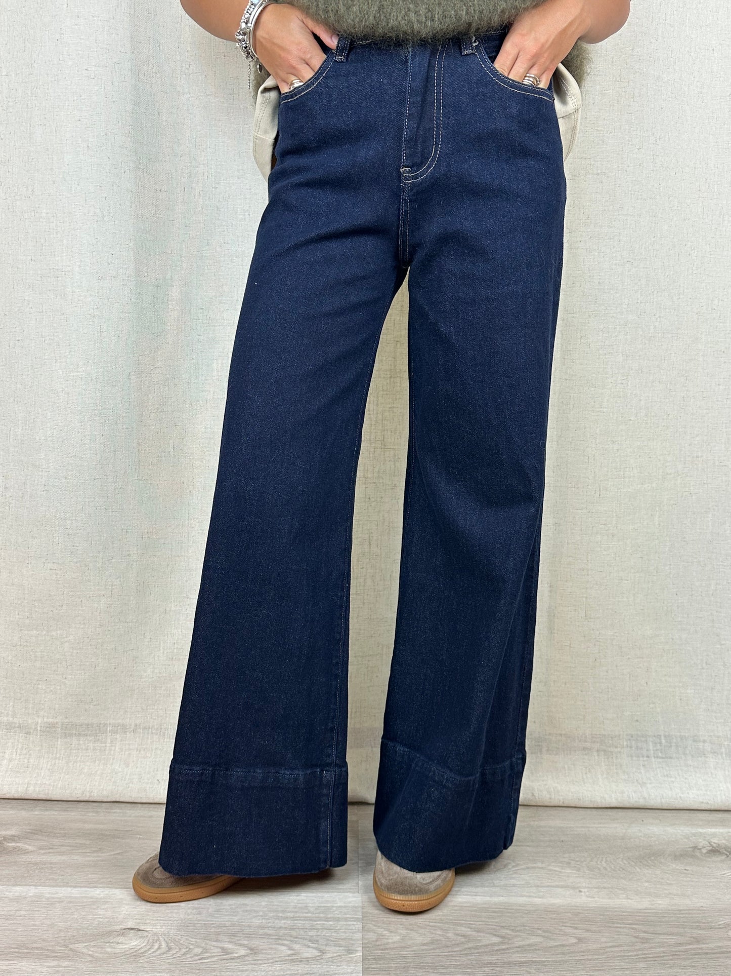 JEANS SCURO