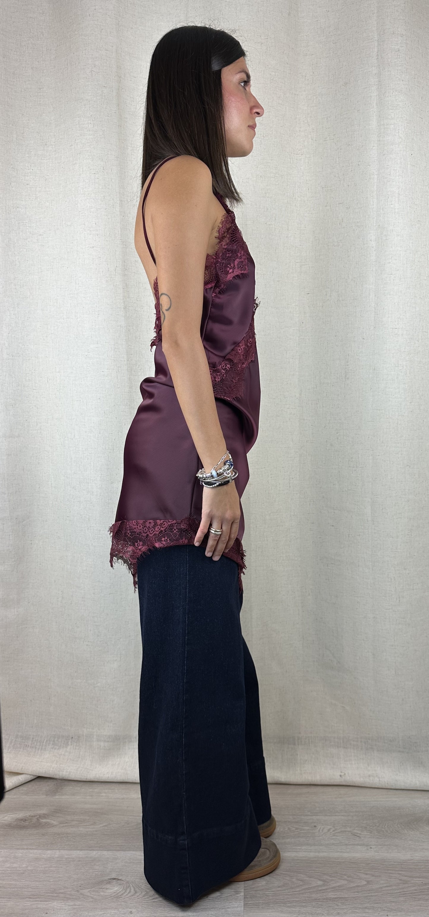 ABITO SATIN E PIZZO BURGUNDY