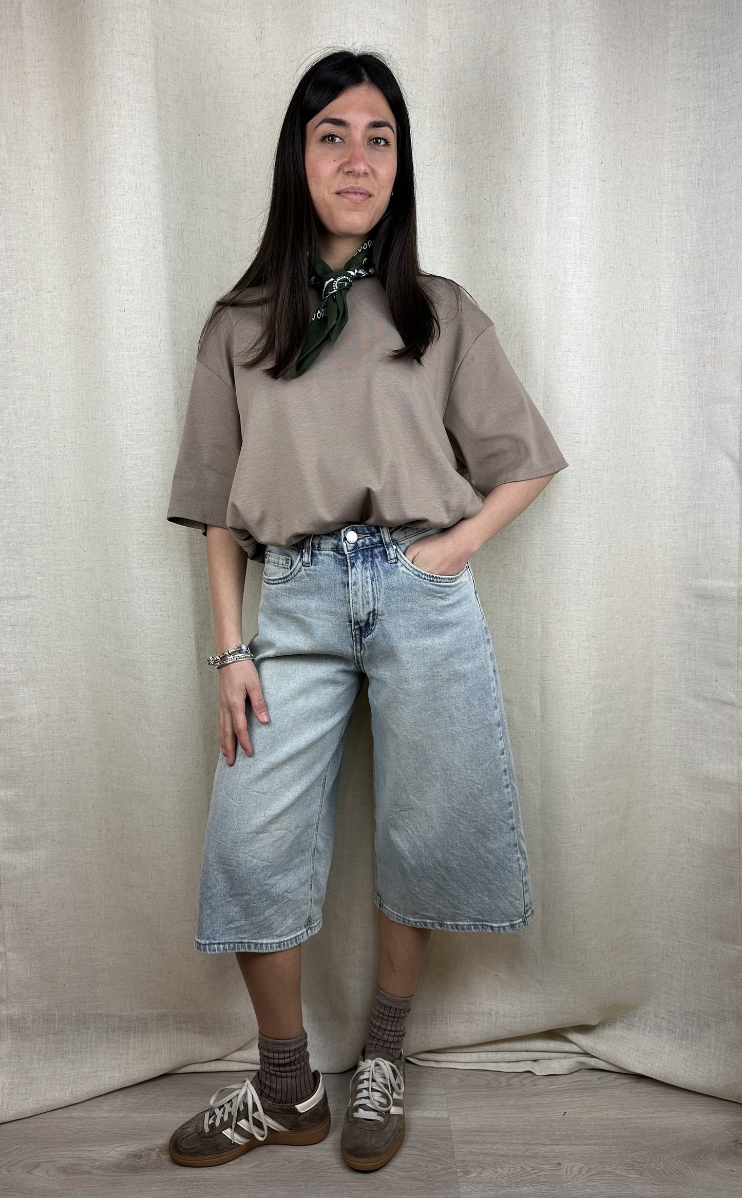 BERMUDA JEANS
