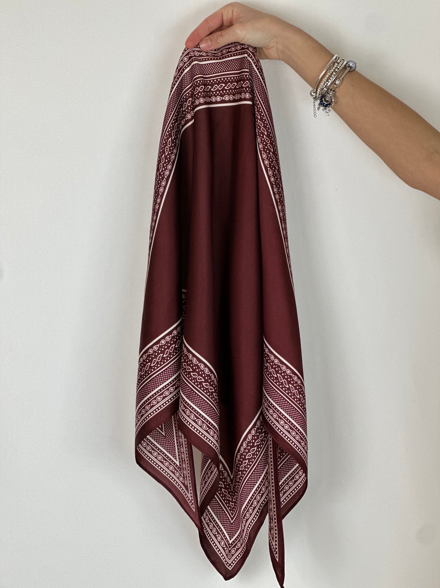 FOULARD BORDEAUX FANTASIA PAISLEY