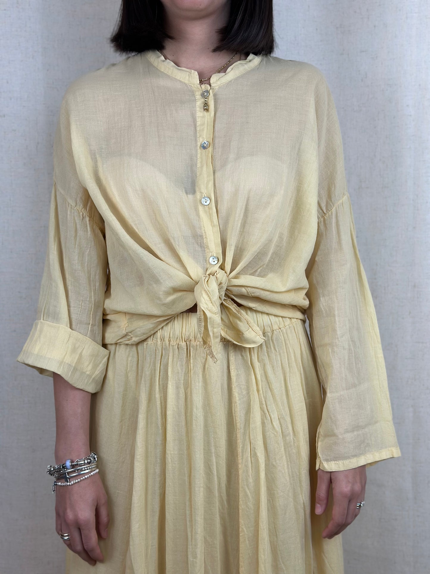 CAMICIA IN COTONE LEGGERISSIMA GIALLO BURRO