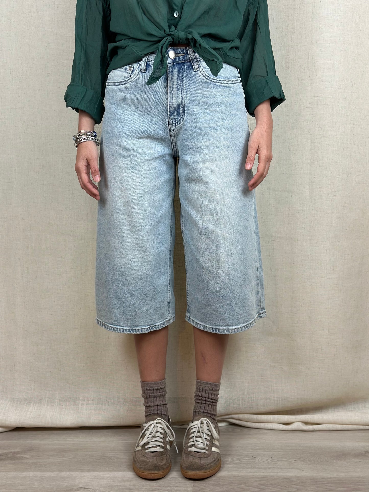 BERMUDA JEANS LAVAGGIO CHIARO