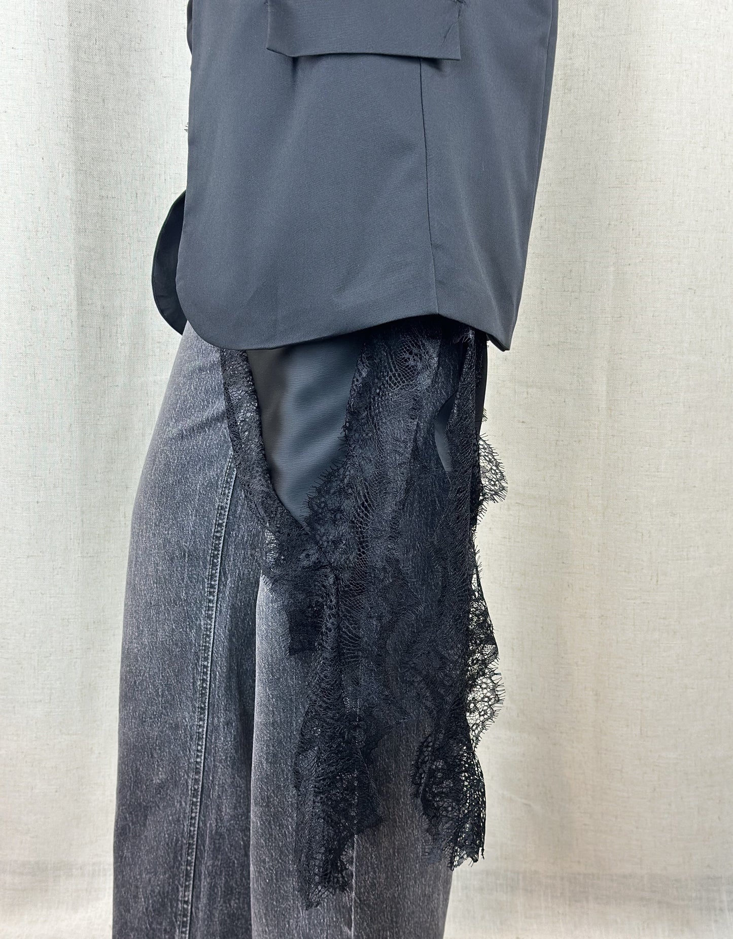 ABITO SATIN E PIZZO NERO