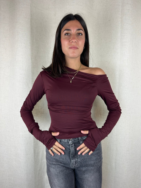 MAGLIA BURGUNDY ASIMMETRICA POLSINI