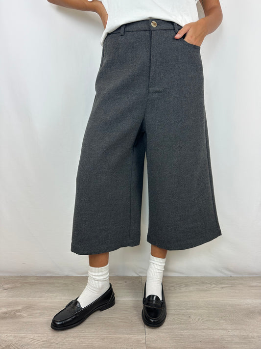 BERMUDA GRIGIO