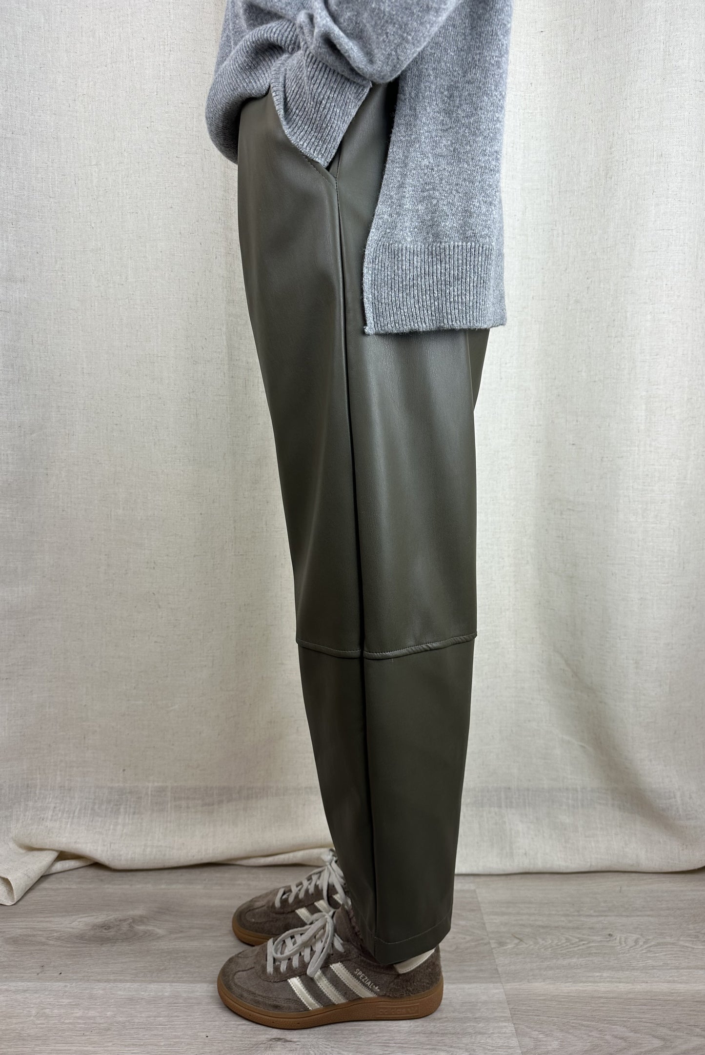PANTALONI ECOPELLE VERDI MILITARE