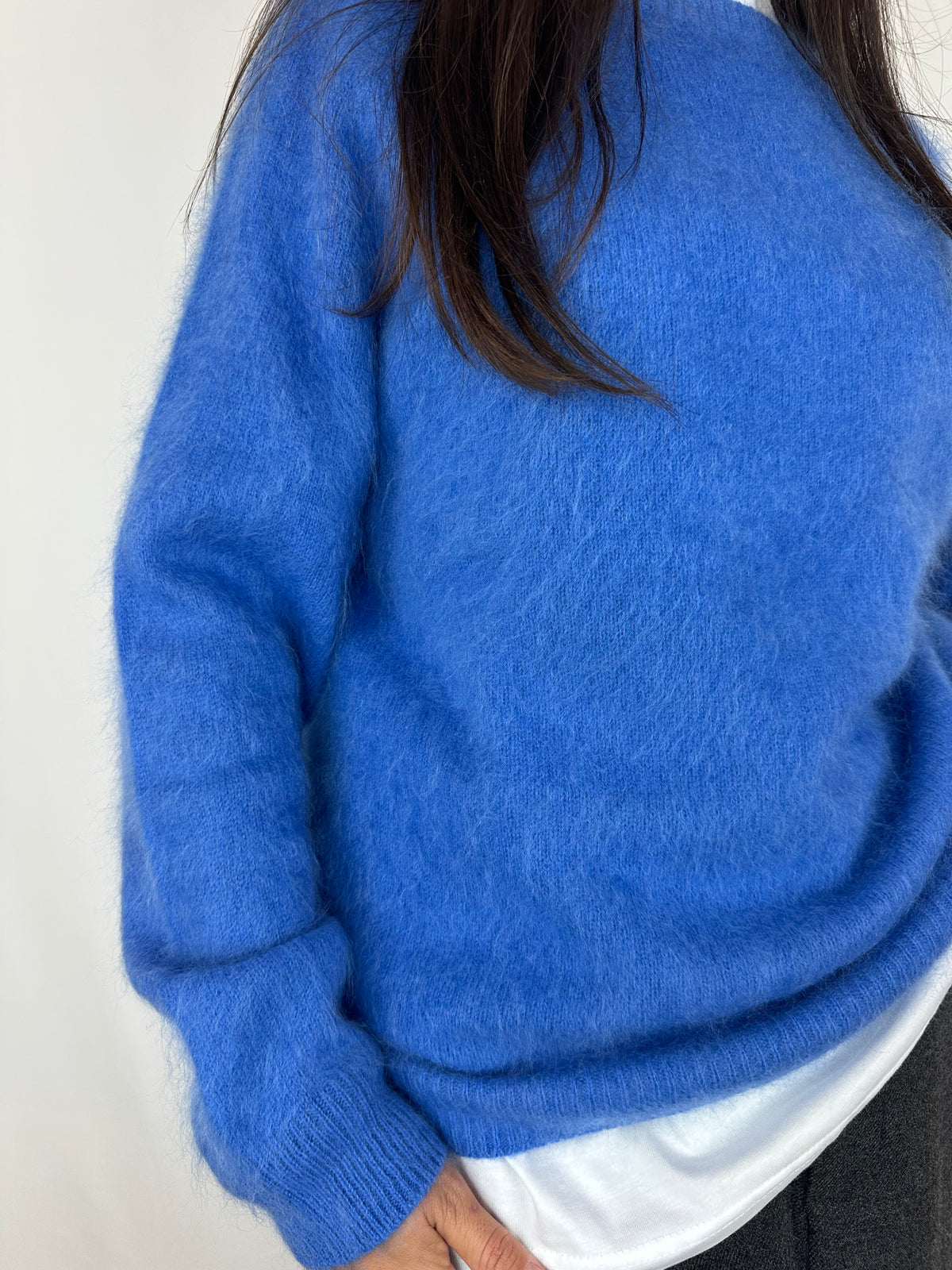 MAGLIONE CERULEO IN LANA