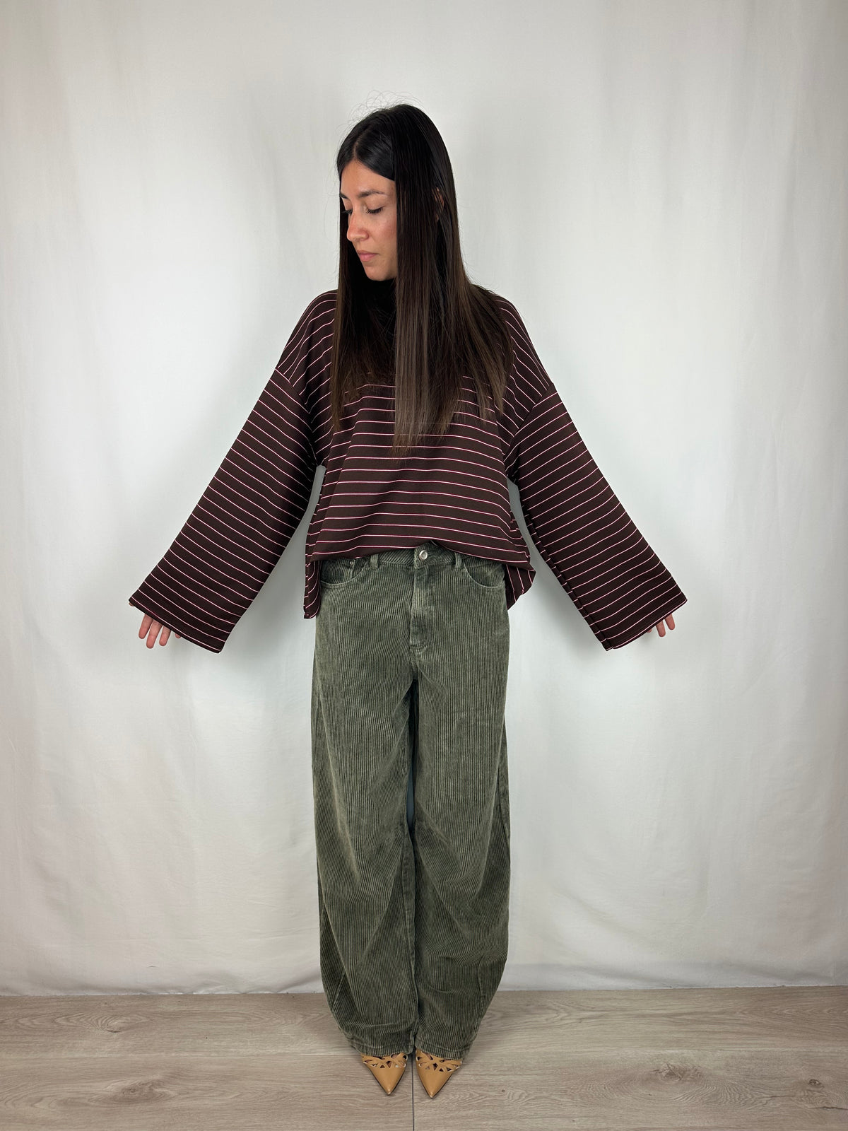 MAGLIA RIGHE MANICA SVASATA MARRONE|BORDEAUX
