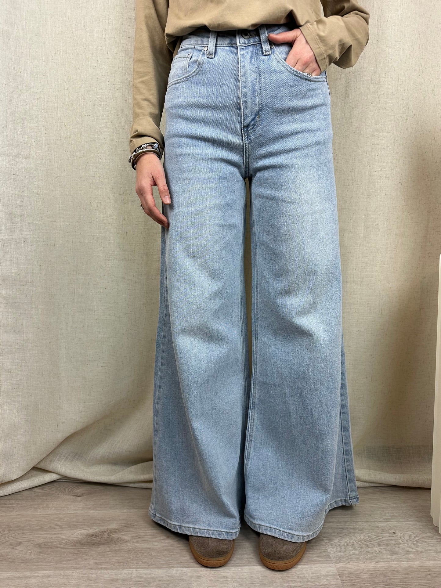 JEANS A PALAZZO