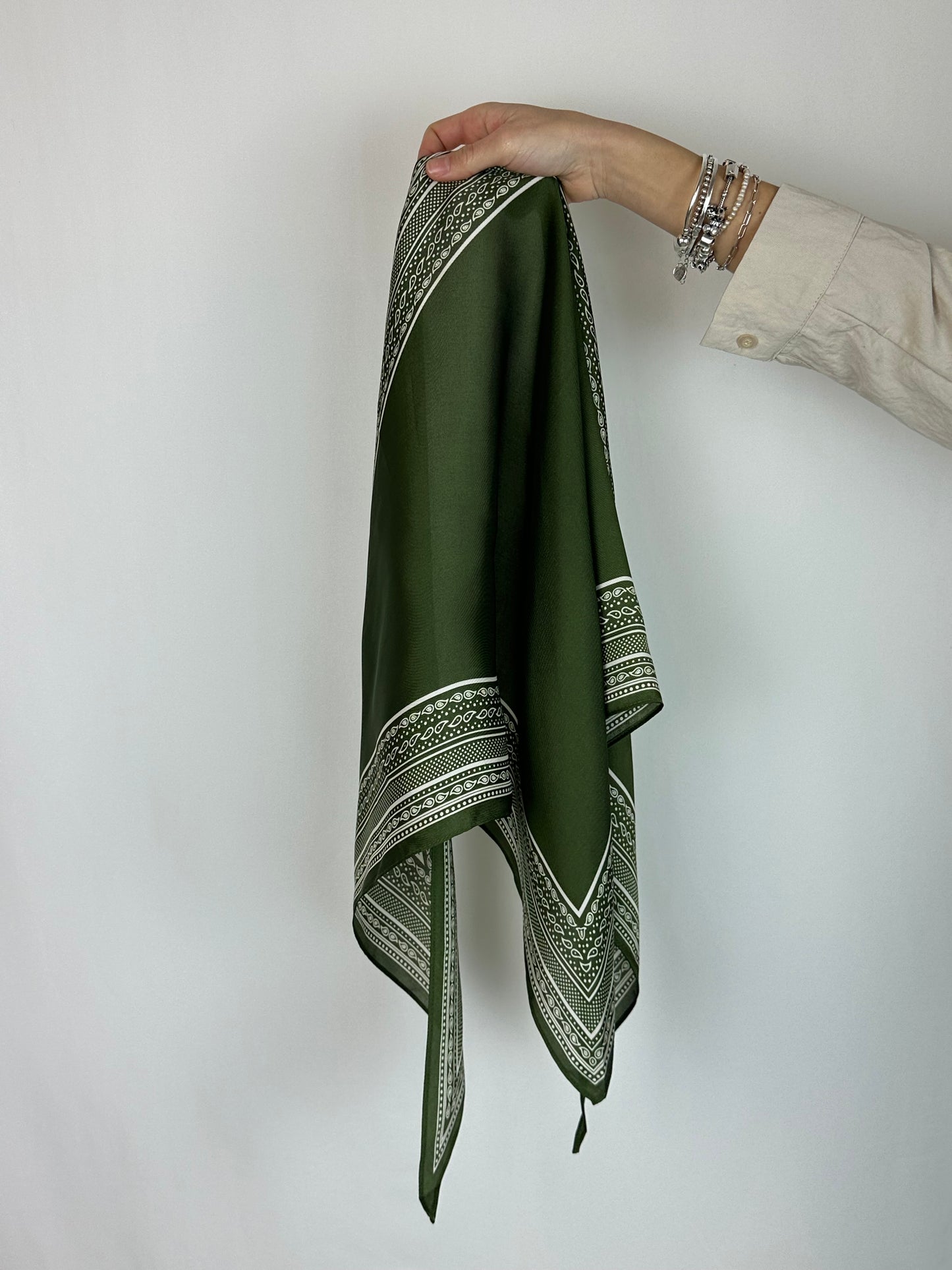 FOULARD VERDE FANTASIA PAISLEY