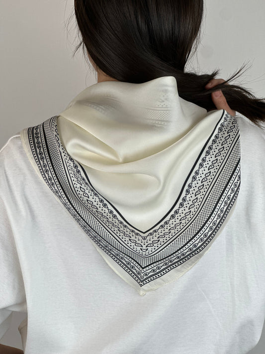 FOULARD PANNA FANTASIA PAISLEY