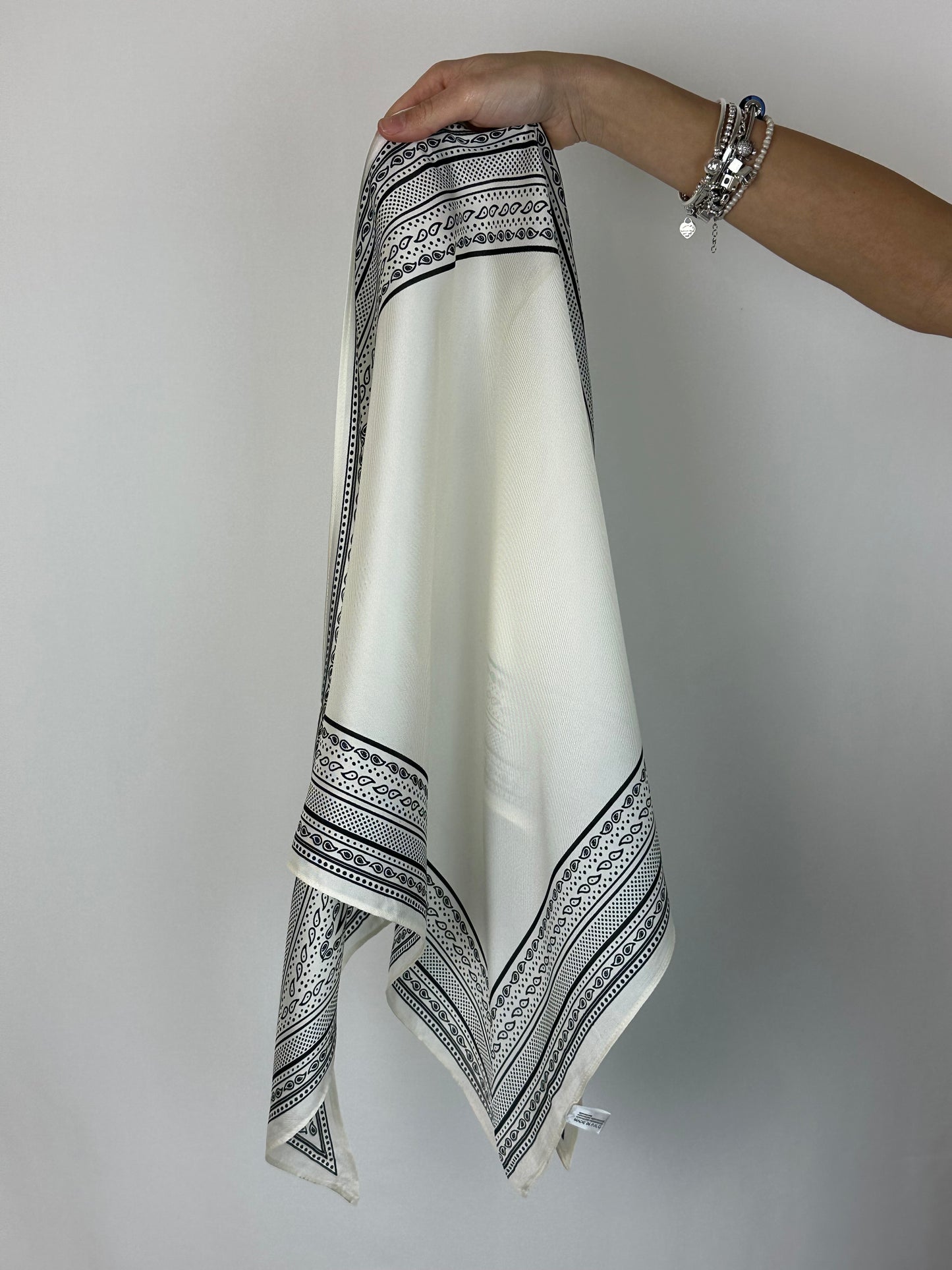 FOULARD PANNA FANTASIA PAISLEY