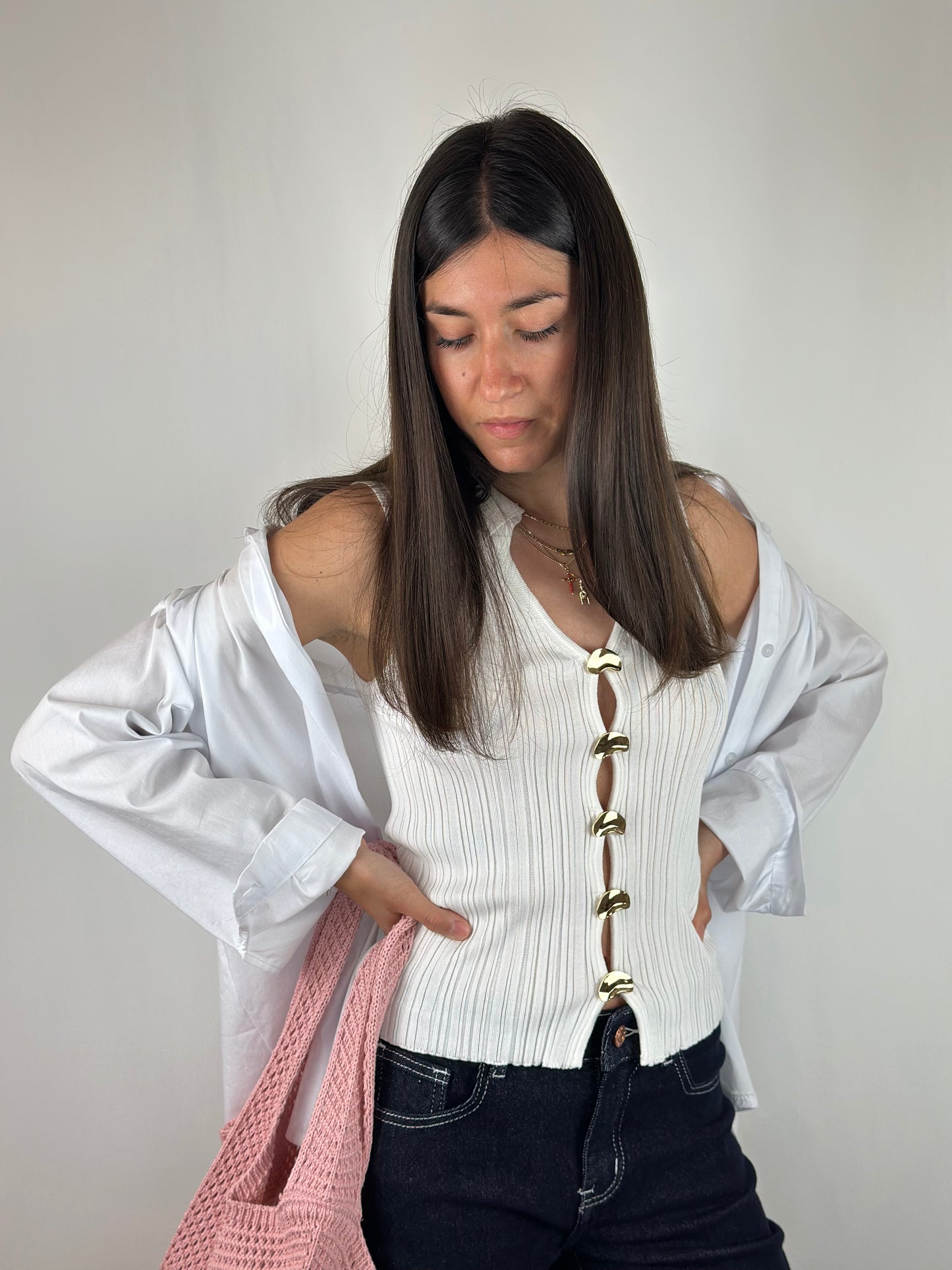 TOP BIANCO DETTAGLI ORO