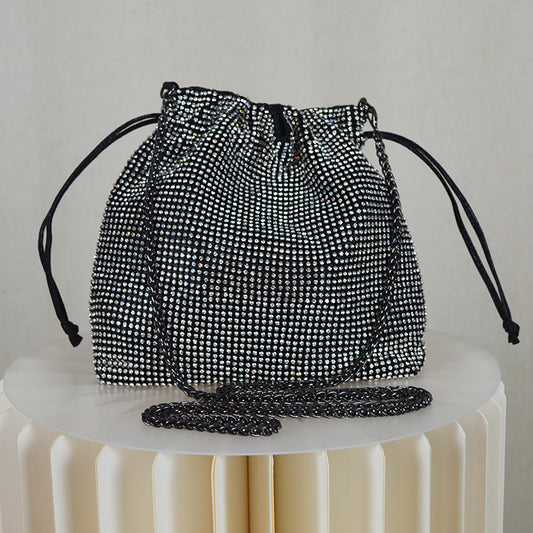 BORSA SACCHETTO NERA